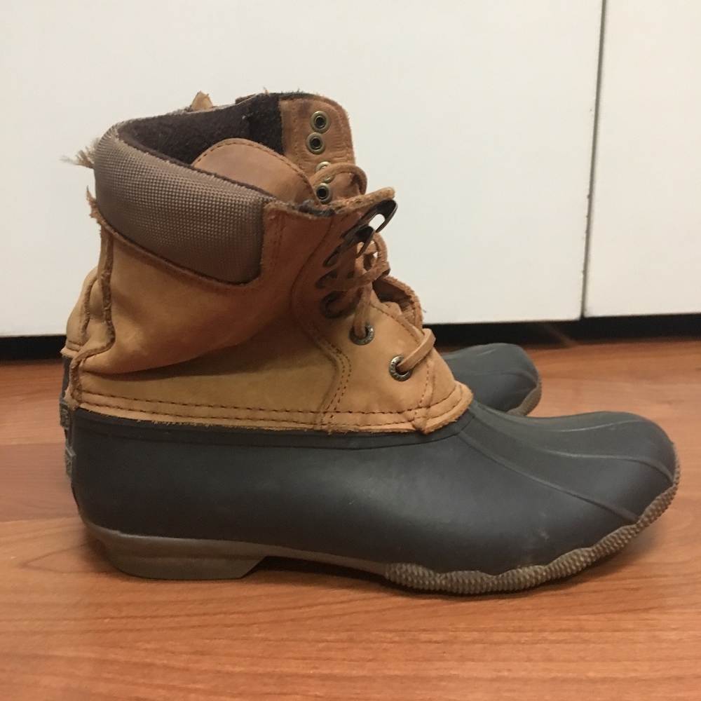 Sperry boots